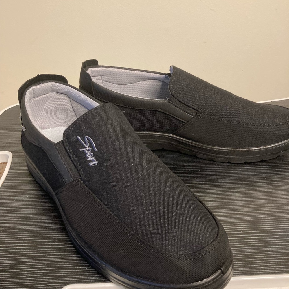 Men casual shoes.